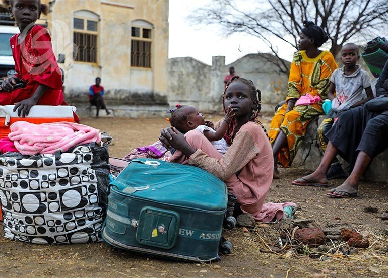 الجوع-والمرض-يحصدان-أرواح-المئات-من-النازحين-في-السودان.jpg