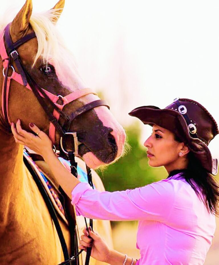 سعوديات-يتفوقن-على-الشباب-في-بطولات-الخيل-أخبار-السعودية.jpg