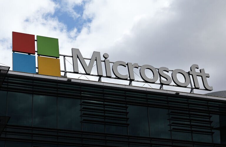 مايكروسوفت-تتكبد-خسارة-هائلة-357-مليار-دولار-تتبخر-من-قيمتها.jpg