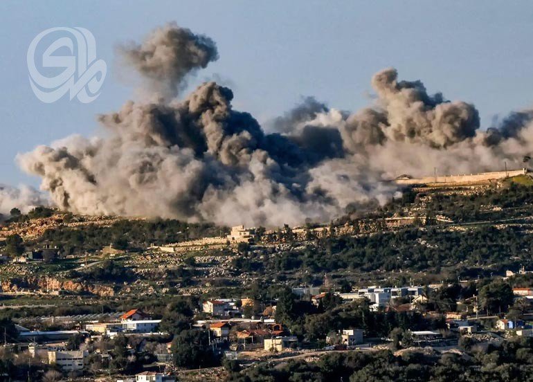 تصعيد-متسارع-بين-إسرائيل-وحزب-الله-يوقع-عشرات-القتلى-ويُشرد.jpg