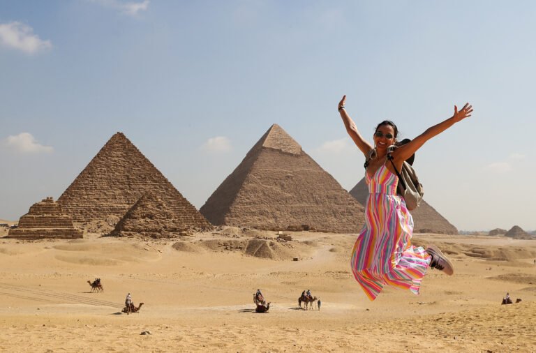 مصر-أكثر-أمانا-السياح-الروس-يتوافدون-بشكل-مكثف-على-المنتجعات.jpg