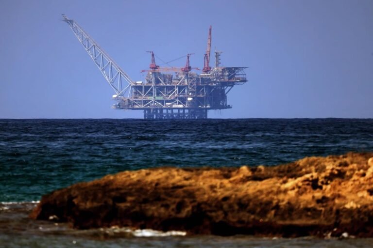 مصر-تضخ-المليارات-لاستيراد-شحنات-غاز-قبل-الصيف.jpg