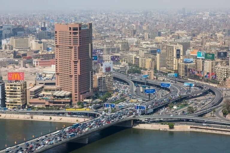 مصر-كيف-ردت-الحكومة-على-مقترح-سداد-ديون-البلاد-بالتبرعات؟.jpg