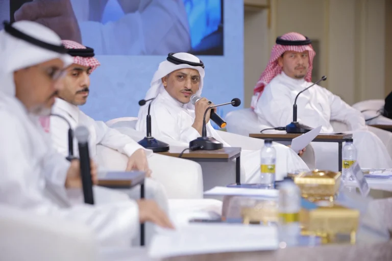 من-الذاكرة-الكلاسيكية-إلى-أفق-2030-كيف-أعاد-مثقفو-أدبي.webp.webp