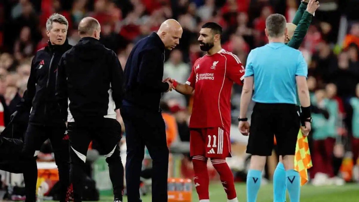 دور-محمد-صلاح-كواليس-غضب-غرفة-ملابس-ليفربول-تجاه-سلوت.jpg
