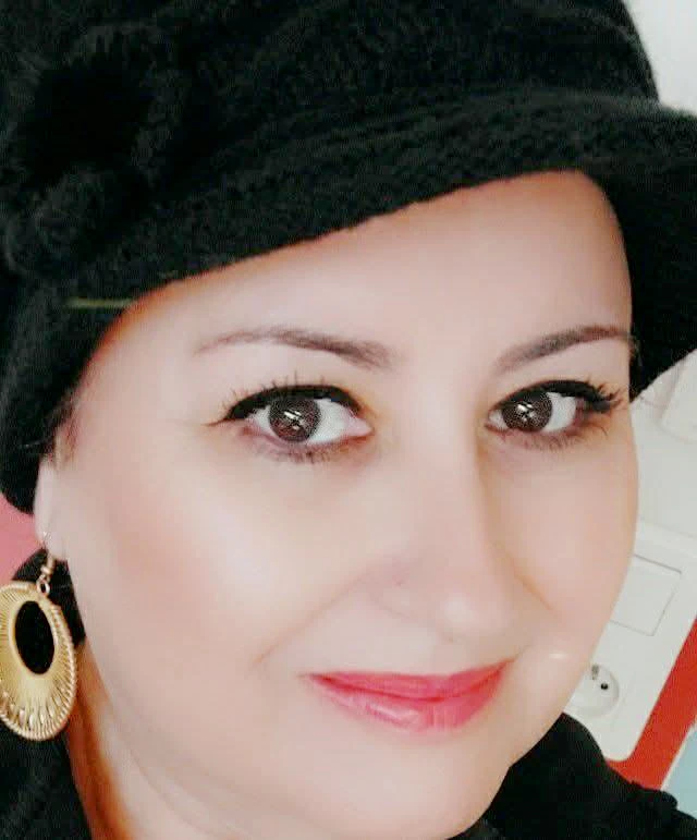 البنية-الدلالية-في-نص-أنا-الحضور-للشاعرة-آمال-صالح.webp.webp