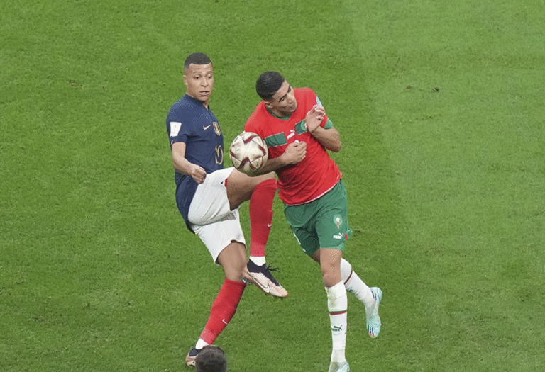 الذكاء-الاصطناعي-يتوقع-نتيجة-وسيناريوهات-مباراة-المغرب-وفرنسا.png