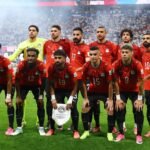 السيسي-يستقبل-أبطال-منتخب-مصر-ويمنحهم-كأس-الجدارة-ويوجه-رسالة.jpg