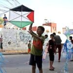 إسرائيل-تتخوف-من-الطائرات-الورقية-التي-يلهو-بها-أطفال-غزة.jpg