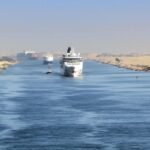 قناة-السويس-تستعيد-زخمها-بقفزة-كبيرة-في-حركة-الملاحة-والإيرادات.jpg