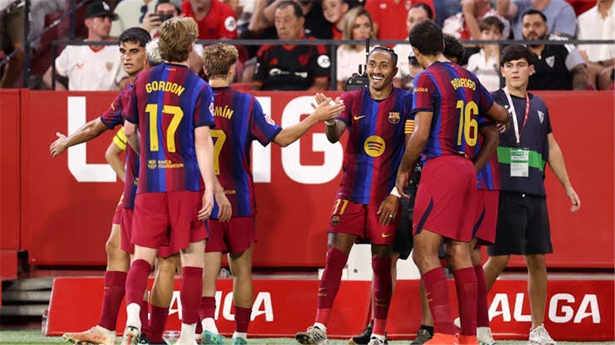 الانطلاقة-الأفضل-في-التاريخ-رقم-قياسي-جديد-ينتظر-برشلونة.jpg