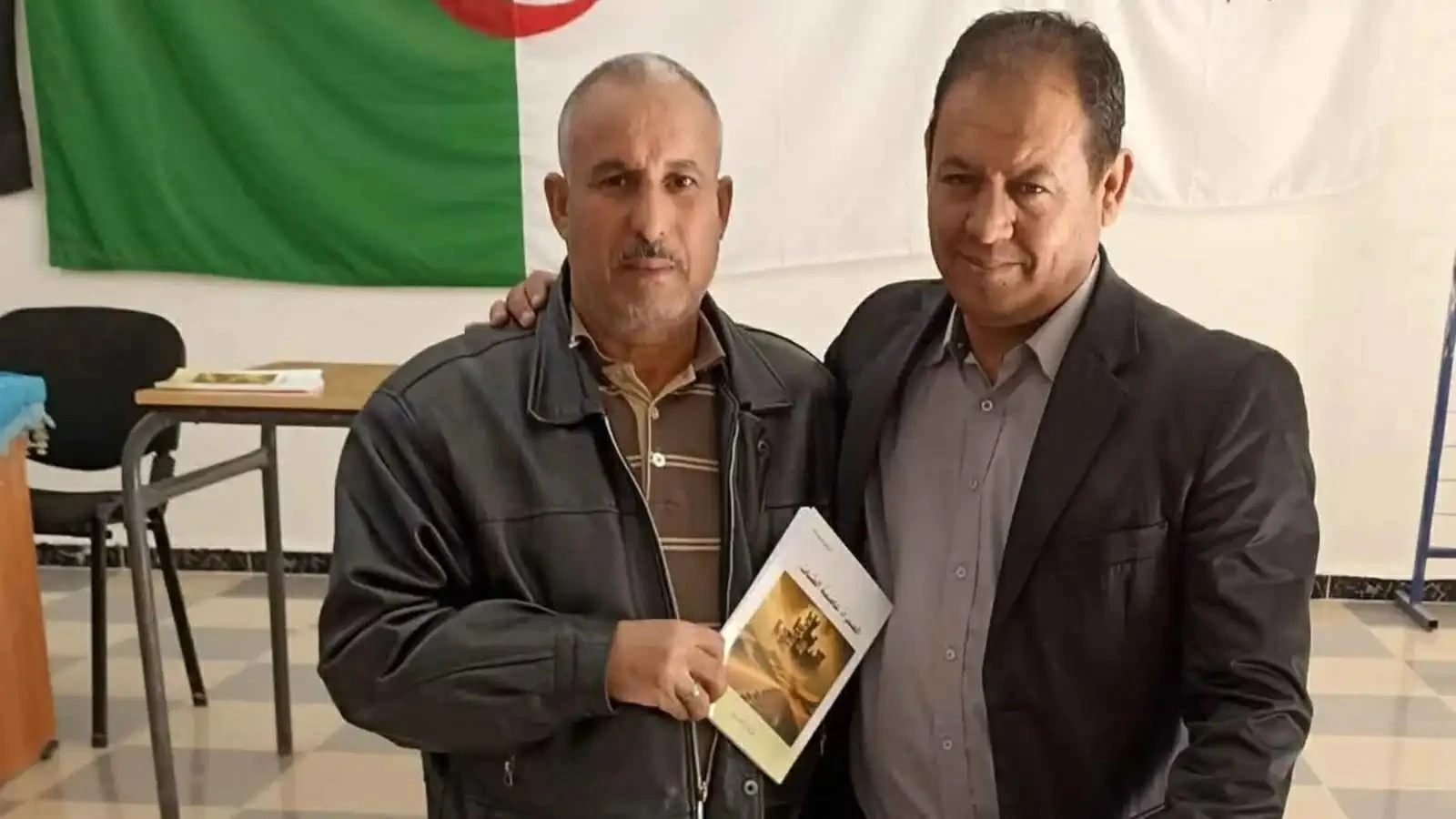 الجزائر-انتظر-قراءه-طويلًا-فخذلته-المقاعد-وأبكاه-الصمت.webp.webp