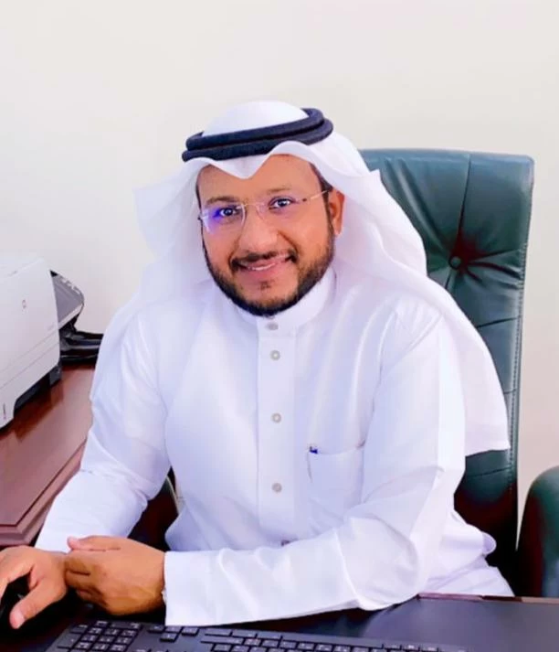 قراءة-في-حضور-ياسر-مدخلي-وهج-الإبداع-وبهاء-الفكر.webp.webp