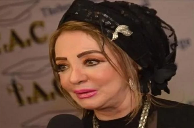 كشفت-رؤيا-غامضة-لأحمد-زكي-شهيرة-توضح-حقيقة-منع-نجلاء.webp.webp